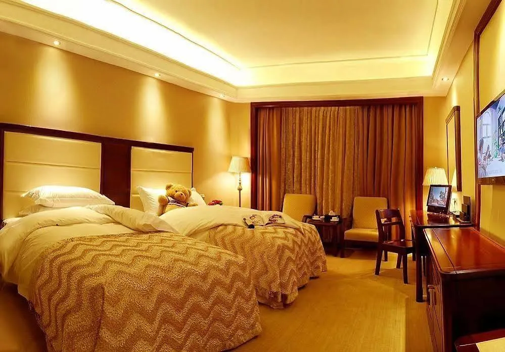 Henan Hairong Hotel Zhengzhou 5*,  China